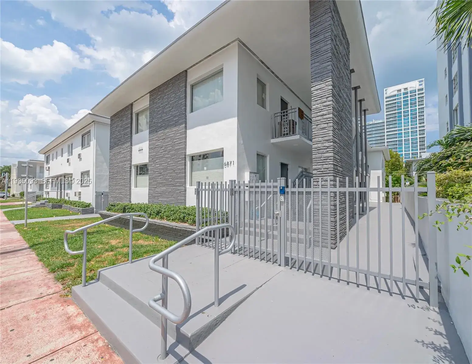 3 bedroom 1 bath Residential Lease for rent at 6871 Abbott Ave # 4, Miami Beach FL 33141