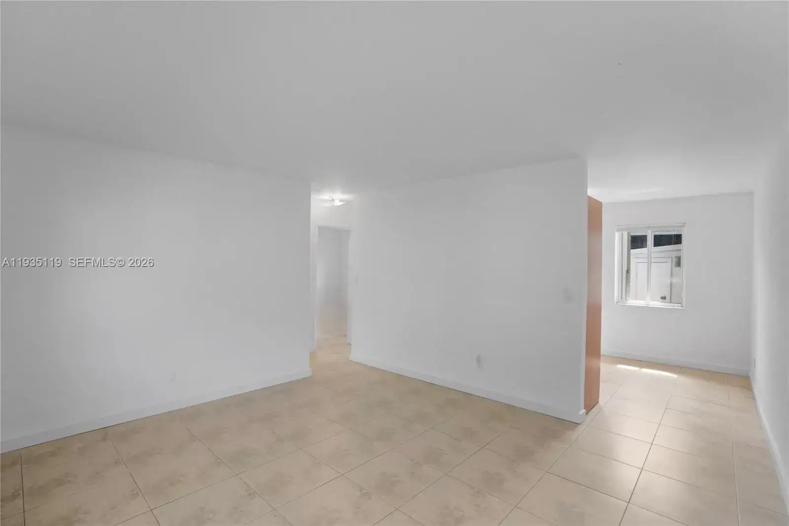 2 bedroom 1 bath Residential Lease for rent at 932 Moffett St # 5, Hallandale Beach FL 33009