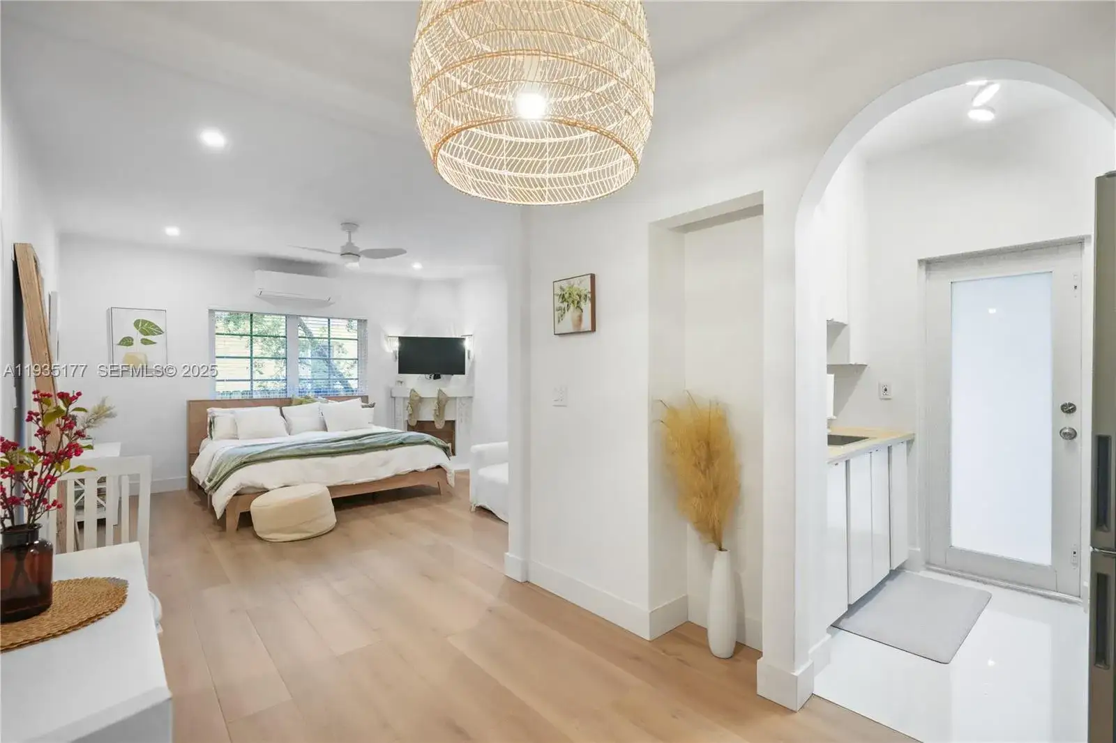 1 bath Residential Lease for rent at 750 Espanola Way # 6, Miami Beach FL 33139