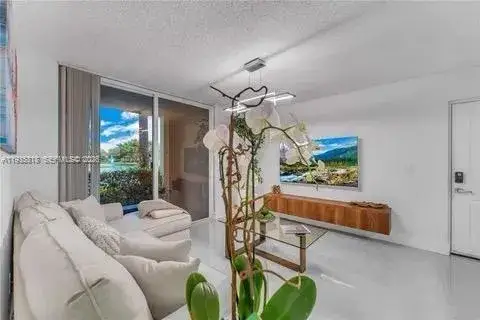 2 bedroom 1 bath Residential Lease for rent at 12160 Saint Andrews Pl # 106, Miramar FL 33025