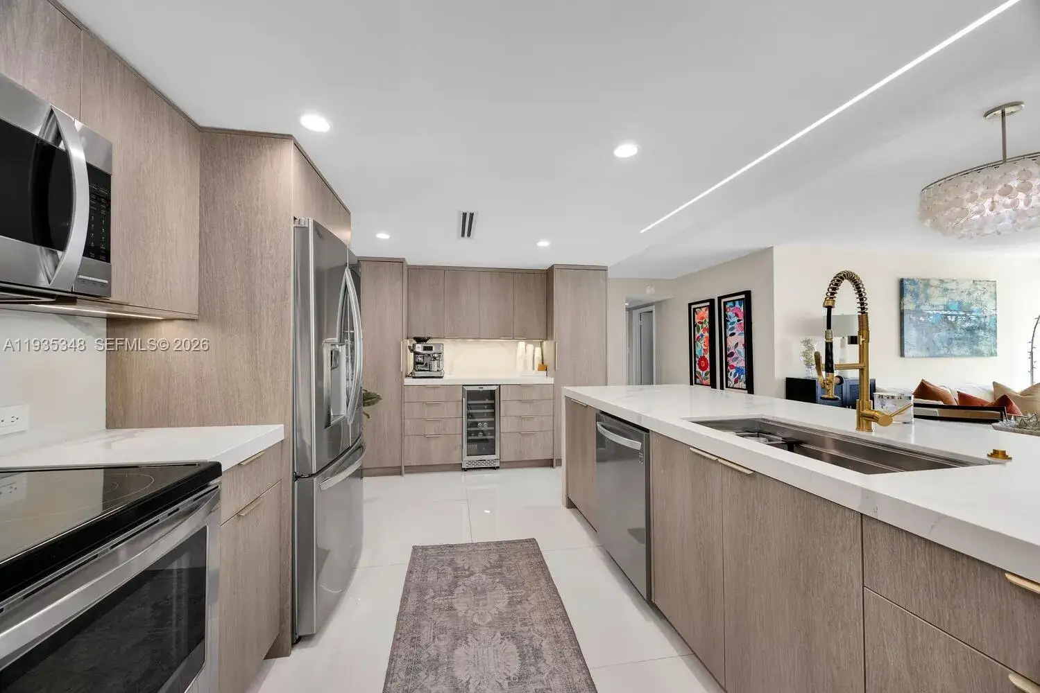 2 bedroom 2 bath Residential for sale at 155 Ocean Lane Dr # 413, Key Biscayne FL 33149