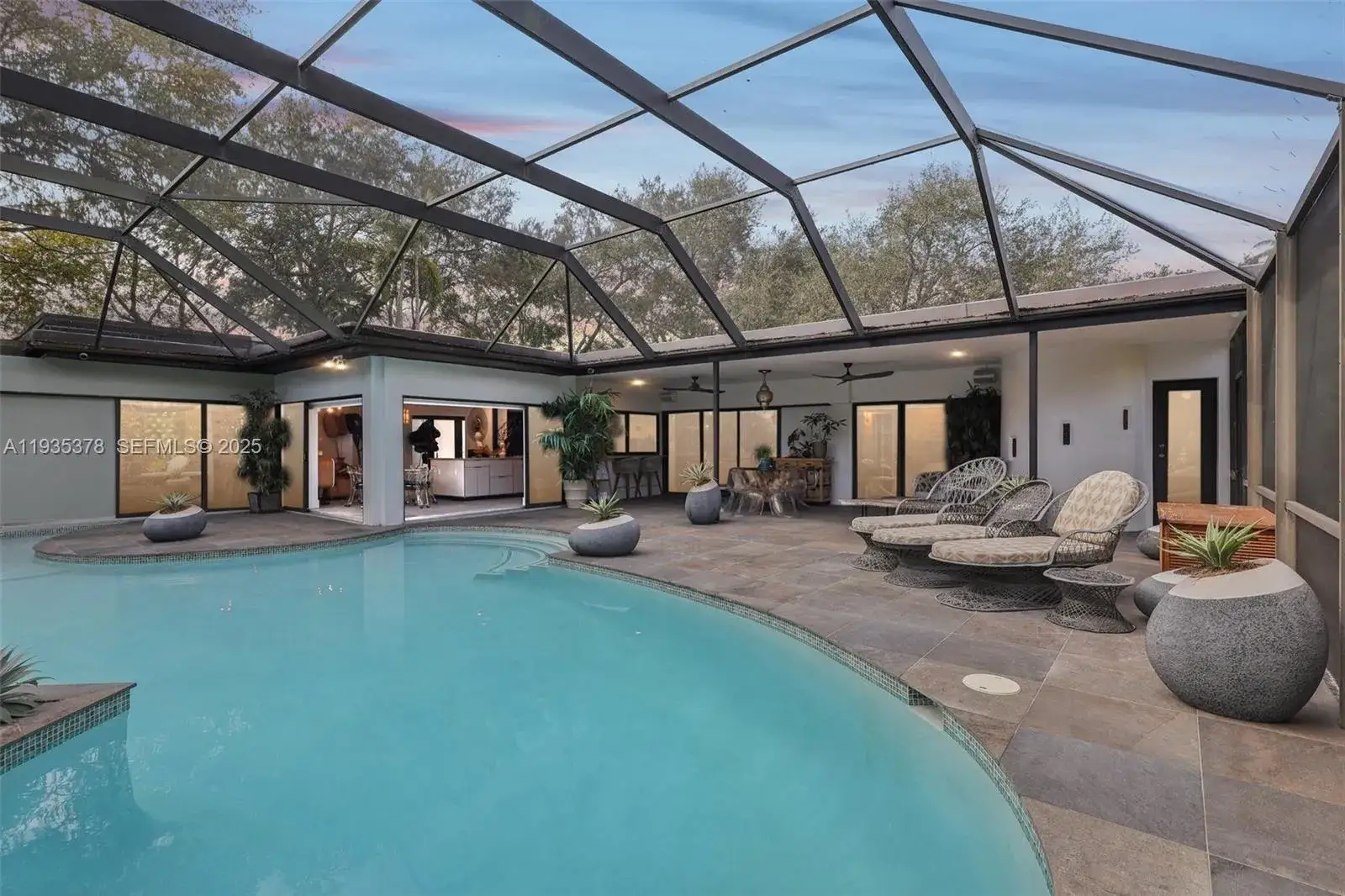 3 bedroom 2 bath Residential for sale at 8375 SW 185th Ter, Cutler Bay FL 33157
