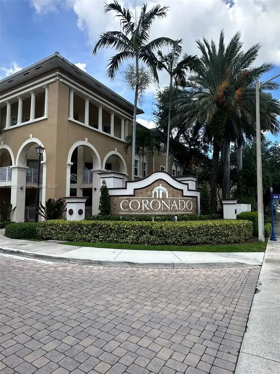 3 bedroom 2 bath Residential for sale at 10800 NW 88th Ter # 213, Doral FL 33178