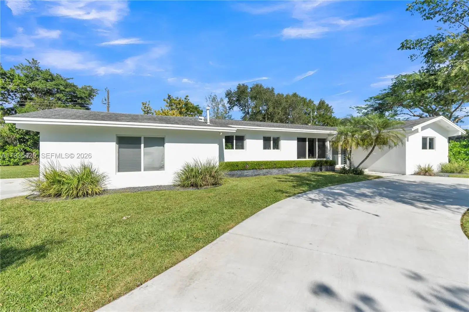 4 bedroom 2 bath Residential Lease for rent at 7465 SW 135th St, Pinecrest FL 33156