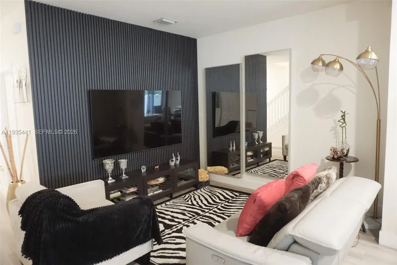 3 bedroom 3 bath Residential for sale at 10589 W 32nd Ln, Hialeah Gardens FL 33018