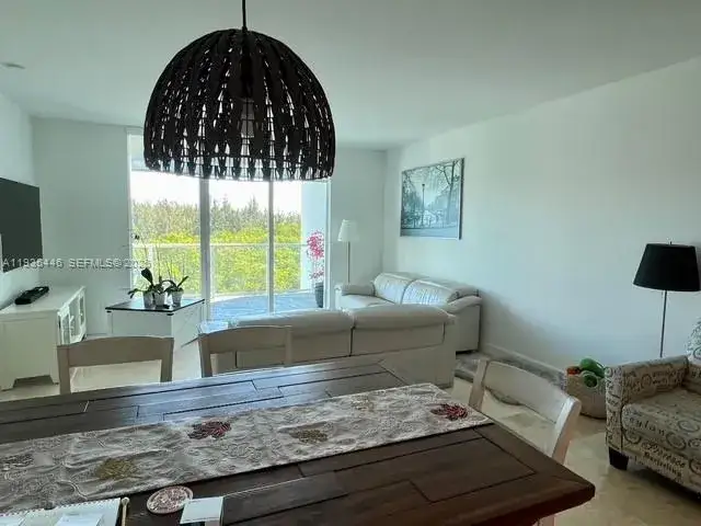2 bedroom 2 bath Residential for sale at 14951 Royal Oaks Ln # 505, North Miami FL 33181