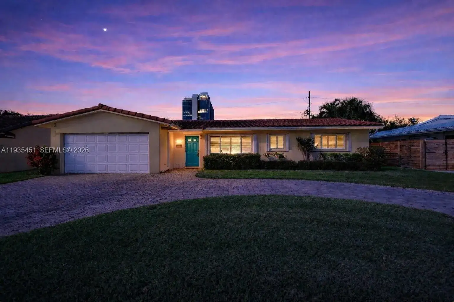2 bedroom 2 bath Residential for sale at 1551 SE 24th Ave, Pompano Beach FL 33062