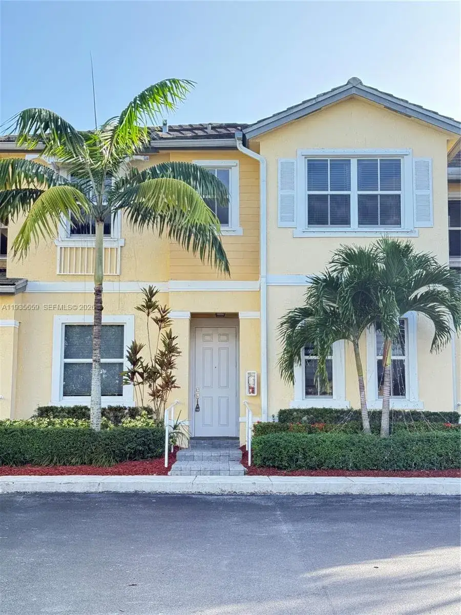 2 bedroom 2 bath Residential Lease for rent at 134 SE 28th Ter # 5, Homestead FL 33033