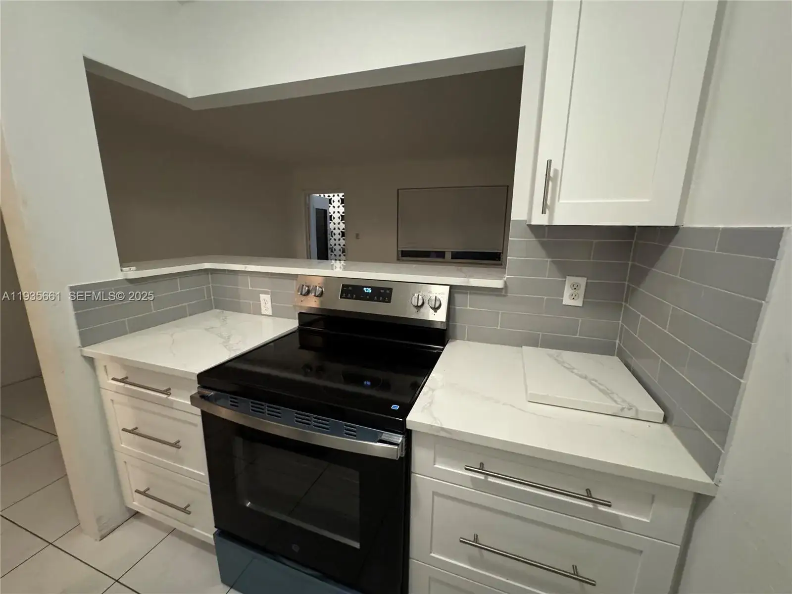 1 bedroom 1 bath Residential Lease for rent at 2020 NE 51st Ct # 106, Fort Lauderdale FL 33308