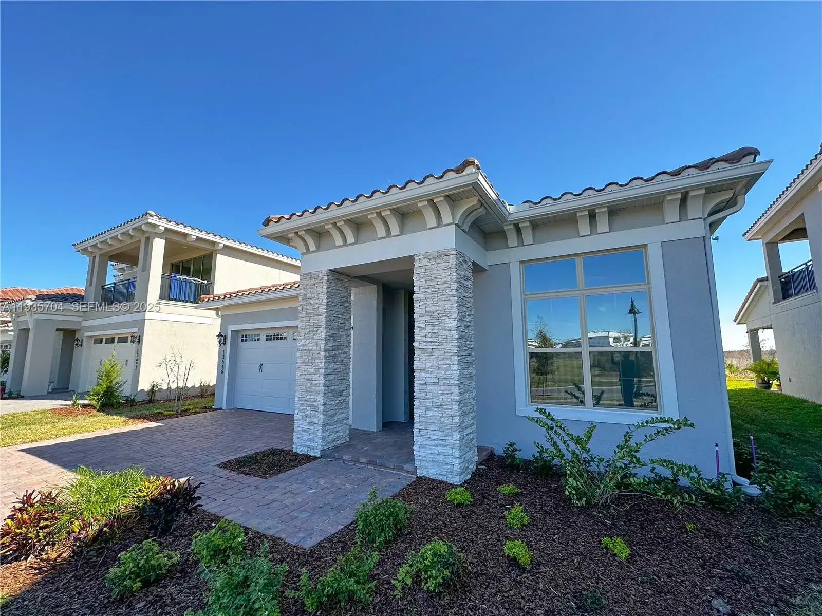 3 bedroom 2 bath Residential Lease for rent at 13646 Abberwick, Orlando FL 32832