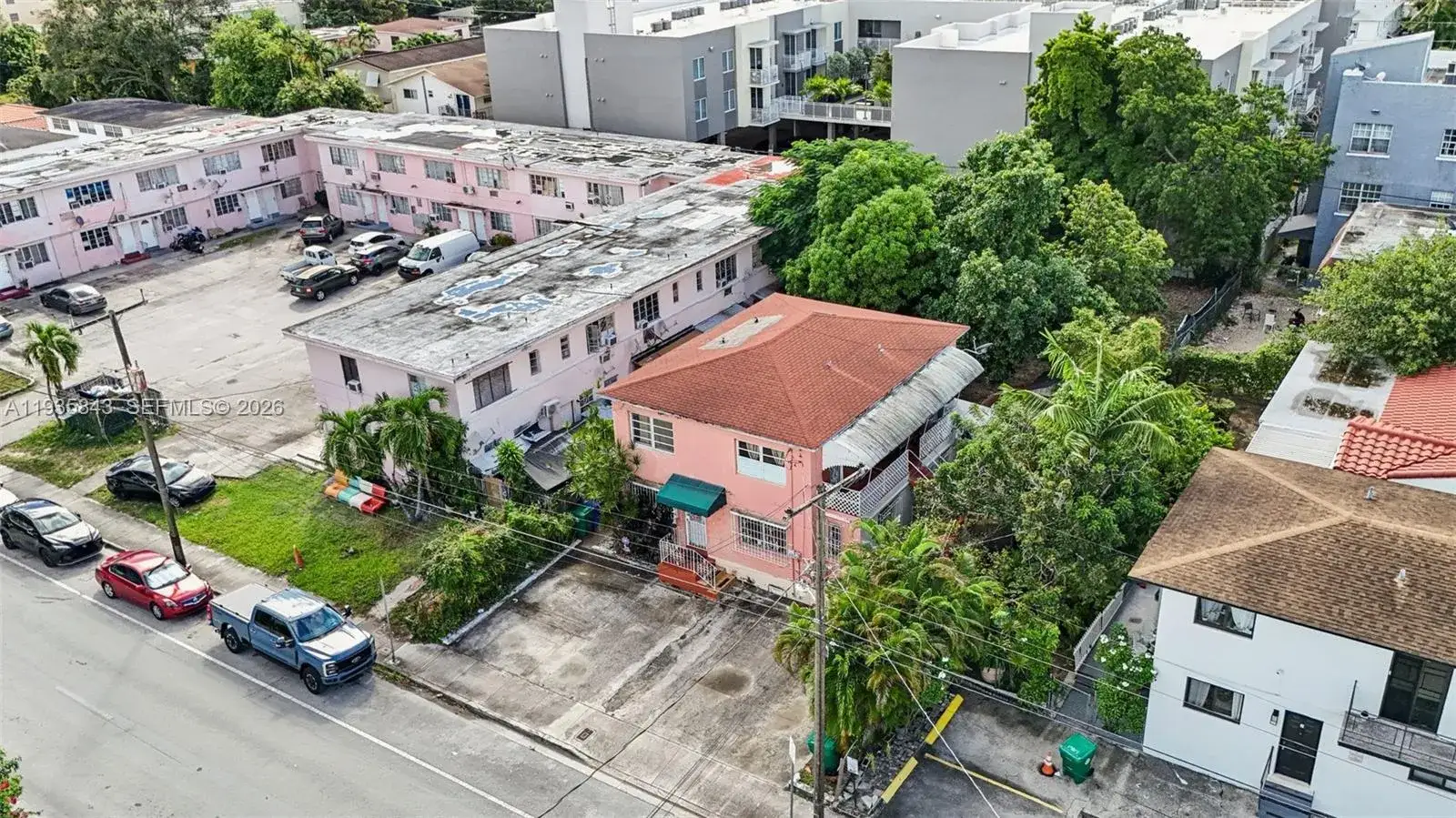 Residential Income for sale at 984 SW 6th St, Miami FL 33130