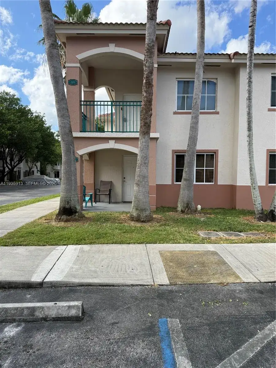 3 bedroom 2 bath Residential Lease for rent at 2920 SE 13th Rd # 45, Homestead FL 33035