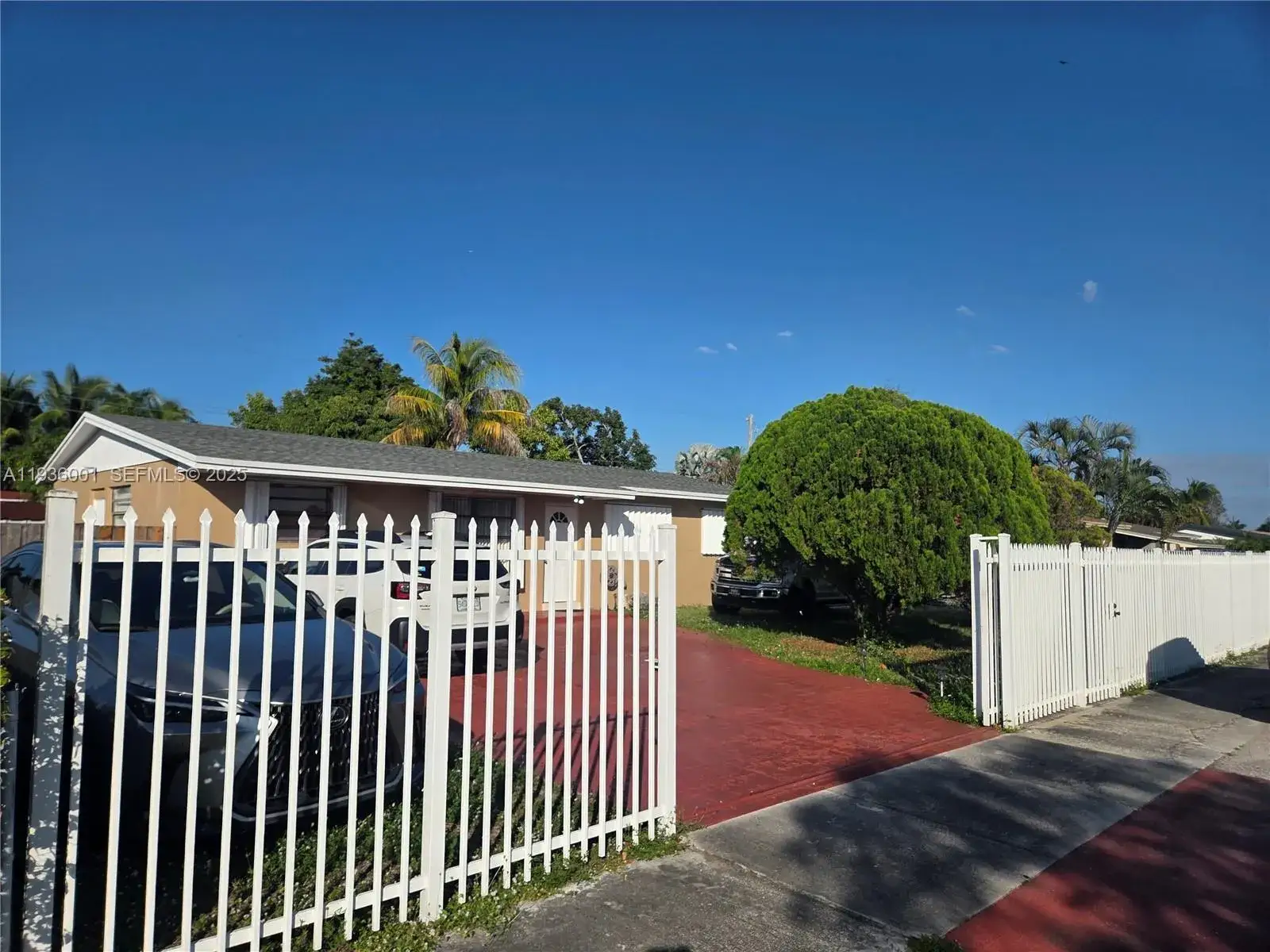 4 bedroom 2 bath Residential Lease for rent at 5031 NW 173rd St, Miami Gardens FL 33055
