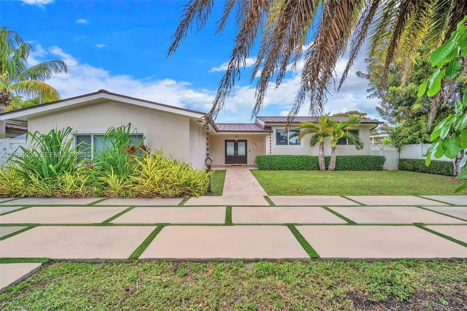 3 bedroom 2 bath Residential for sale at 851 Bluebird Ave, Miami Springs FL 33166