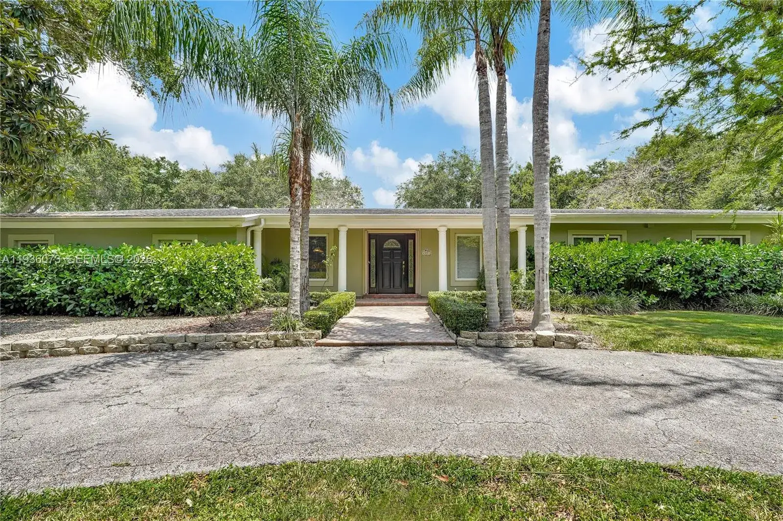 5 bedroom 3 bath Residential for sale at 6551 SW 126th St, Pinecrest FL 33156
