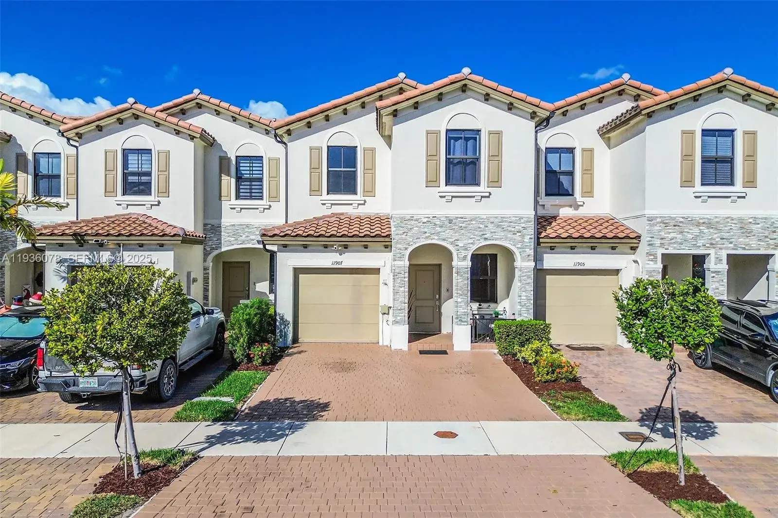 3 bedroom 2 bath Residential for sale at 11907 SW 247th Ter, Homestead FL 33032