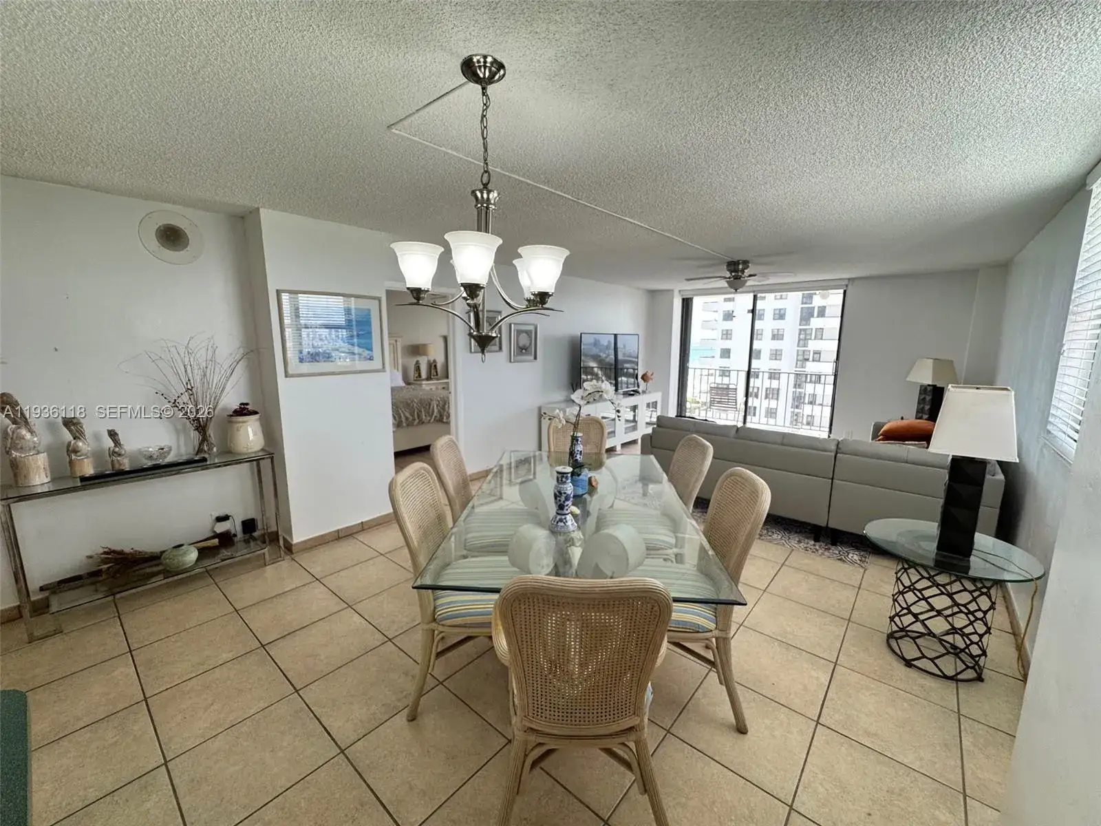 1 bedroom 1 bath Residential Lease for rent at 2625 Collins Ave # 1801, Miami Beach FL 33140