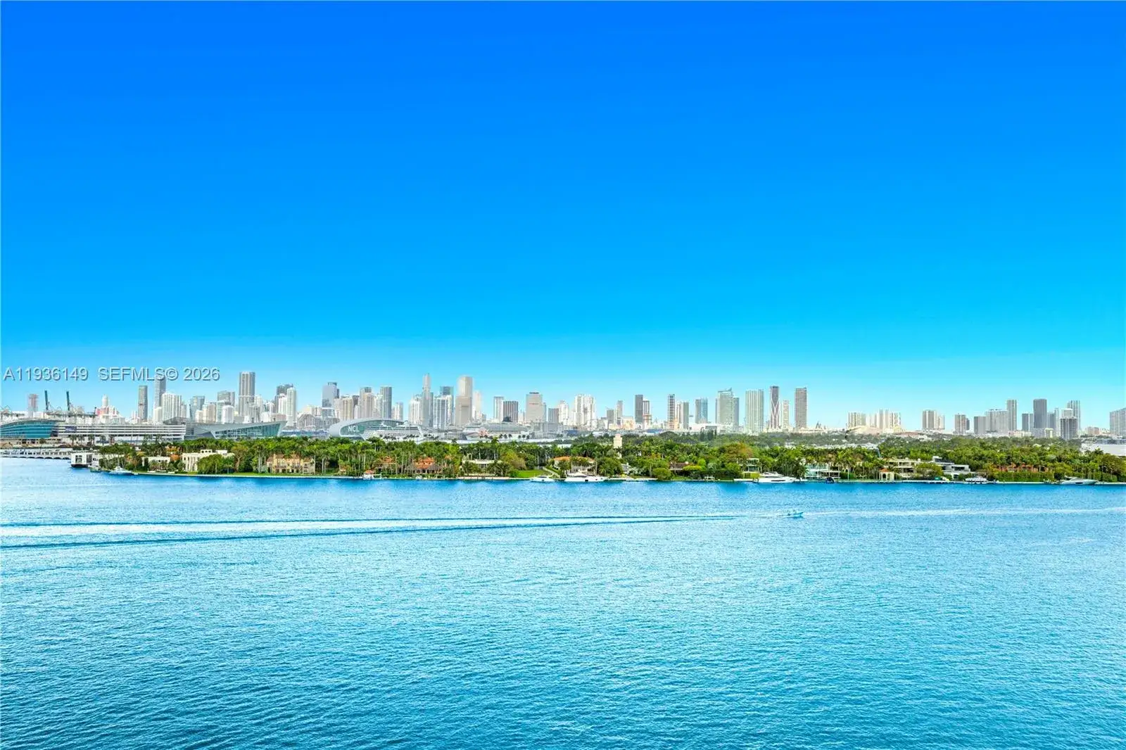 2 bedroom 2 bath Residential for sale at 650 West Ave # 1211, Miami Beach FL 33139