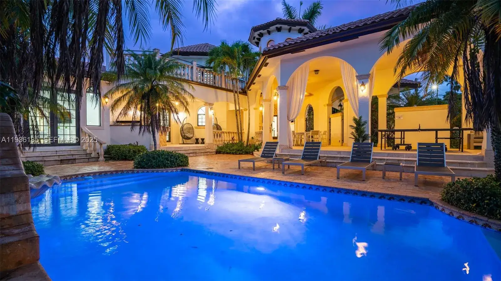 8 bedroom 5 bath Residential for sale at 12000 NW 6th St, Plantation FL 33325