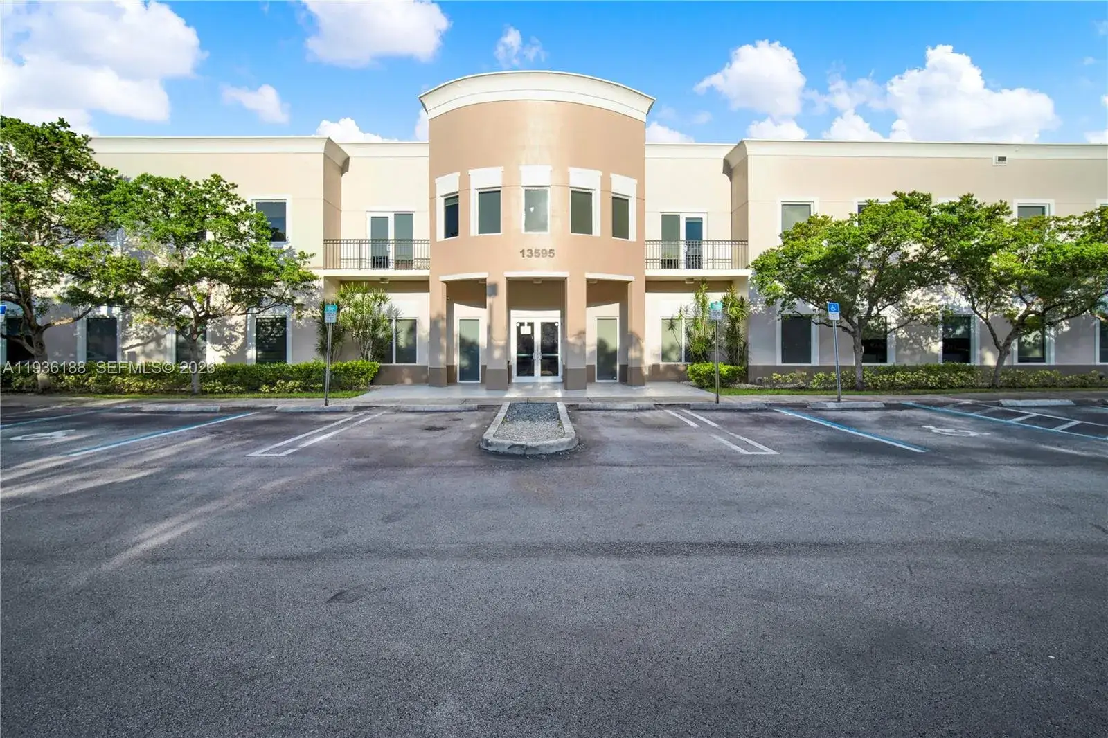 Commercial Sale for sale at 13595 SW 134th Ave # 206, Miami FL 33186