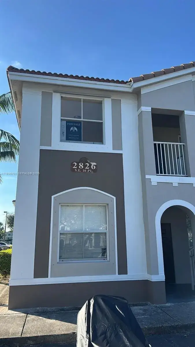 3 bedroom 2 bath Residential for sale at 2826 SE 16th Pl # 203, Homestead FL 33035