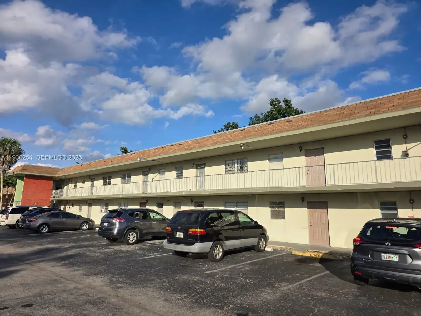 2 bedroom 2 bath Residential Lease for rent at 609 S State Road 7 # 2C, Margate FL 33068