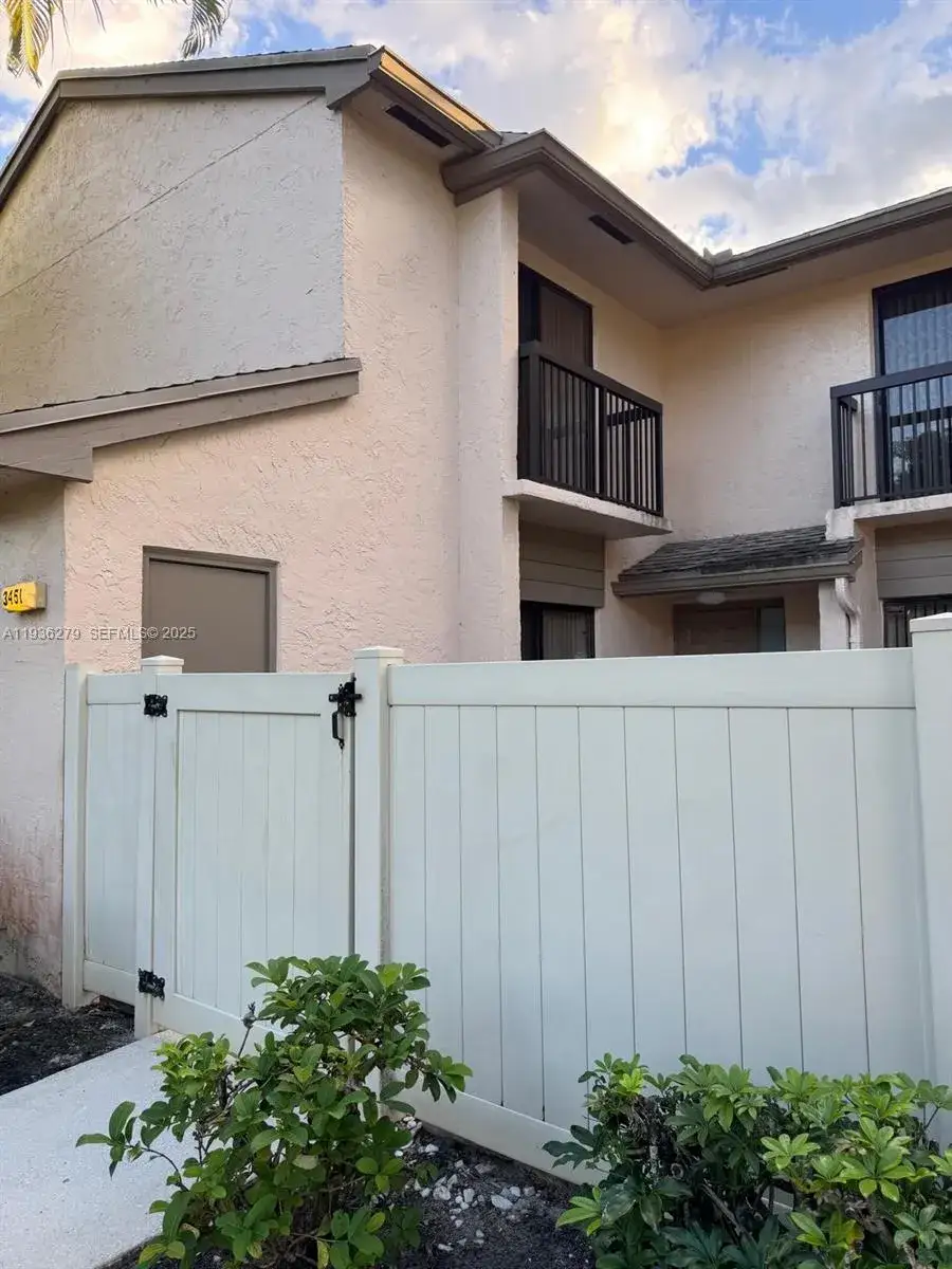 2 bedroom 2 bath Residential Lease for rent at 3451 NW 47th Ave # 31102, Coconut Creek FL 33063