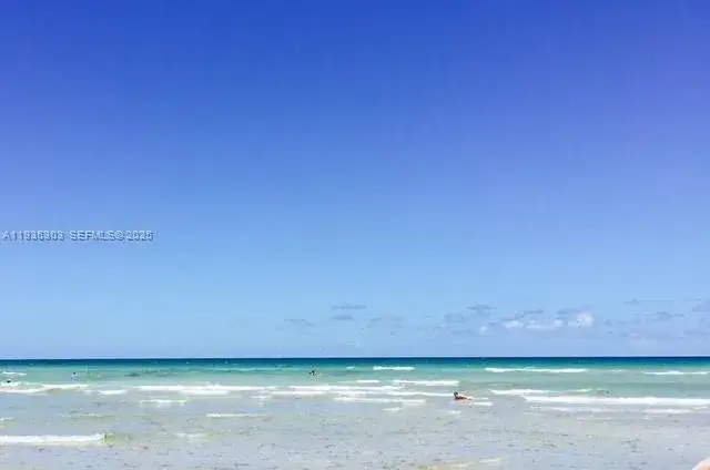 1 bedroom 1 bath Residential Lease for rent at 3801 S Ocean Dr, Hollywood FL 33019
