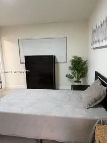 1 bedroom 1 bath Residential Lease for rent at 11501 SW 122nd Ave # 0, Miami FL 33186