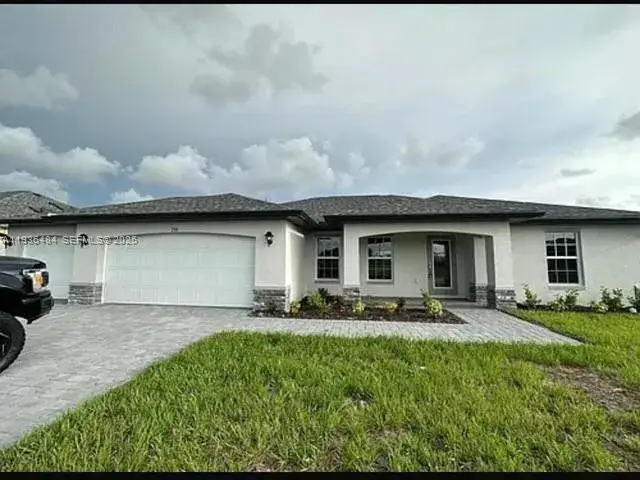 4 bedroom 2 bath Residential Lease for rent at 208 NW 7 Ter # 0, Cape Coral FL 33993