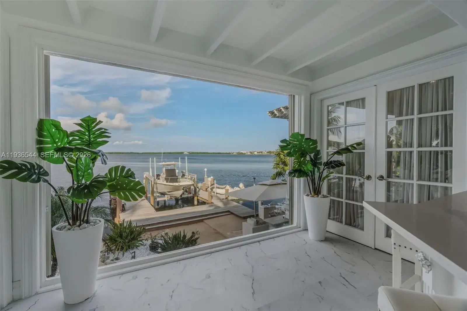 5 bedroom 4 bath Residential Lease for rent at 16 North Dr, Key Largo FL 33037