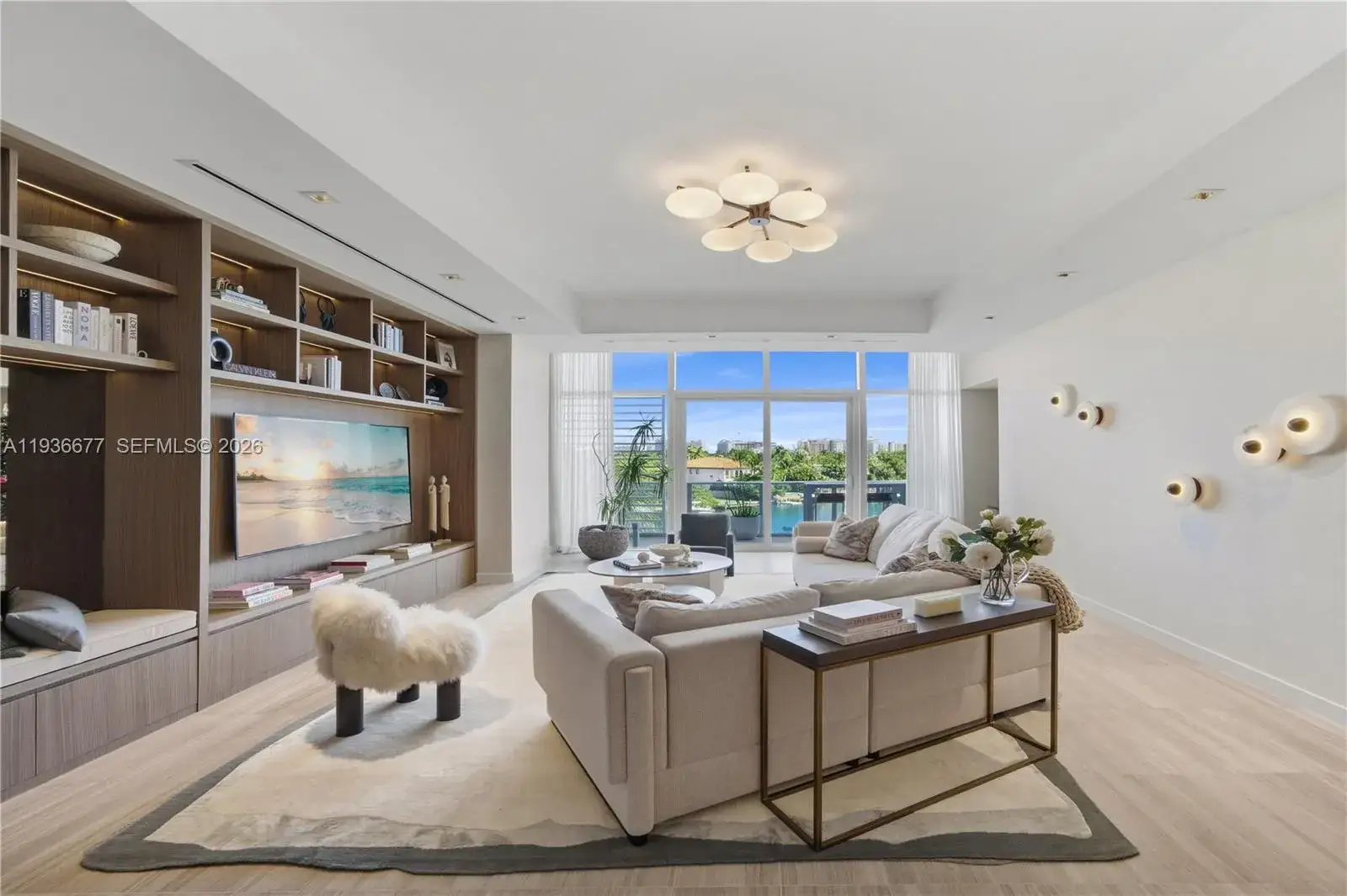 2 bedroom 2 bath Residential for sale at 4701 N Meridian Ave # 304, Miami Beach FL 33140