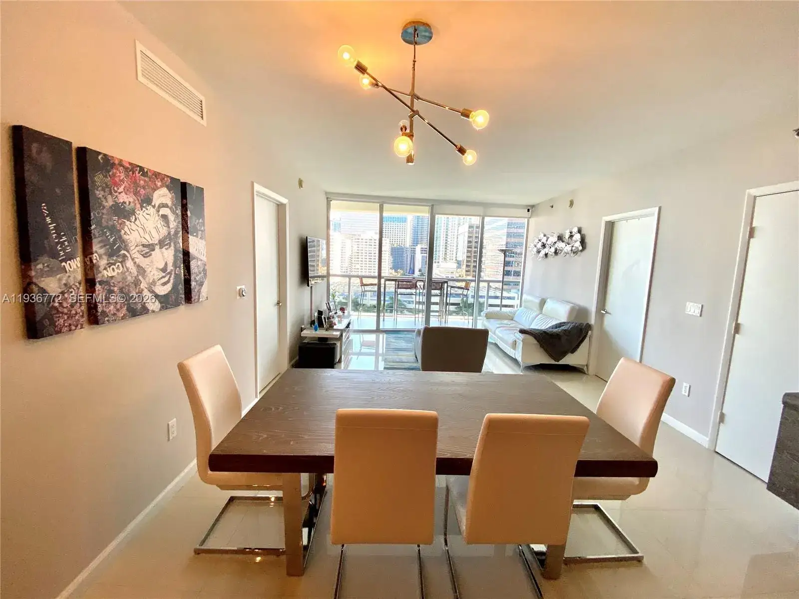2 bedroom 2 bath Residential for sale at 495 Brickell Ave # 1205, Miami FL 33131
