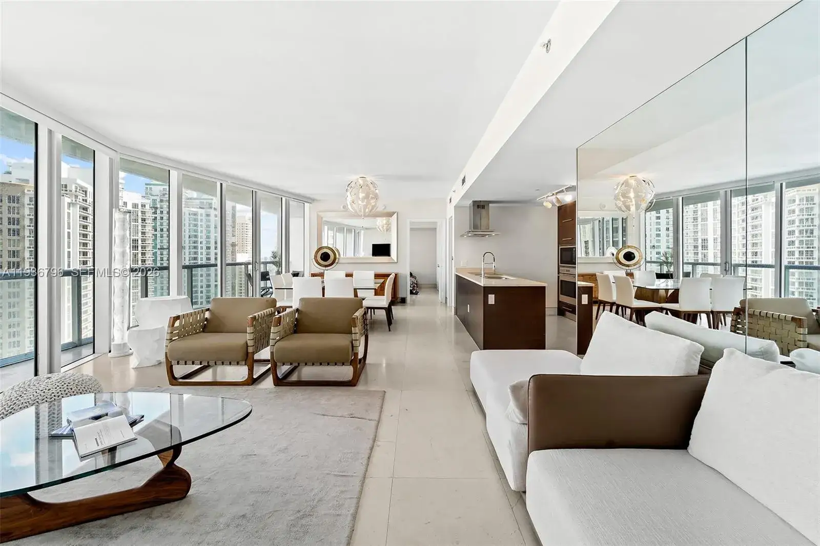 2 bedroom 2 bath Residential Lease for rent at 495 Brickell Ave # 2904, Miami FL 33131