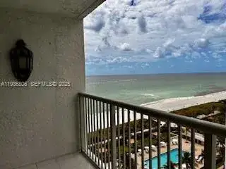 2 bedroom 1 bath Residential Lease for rent at 2655 Collins Ave # 1710, Miami Beach FL 33140