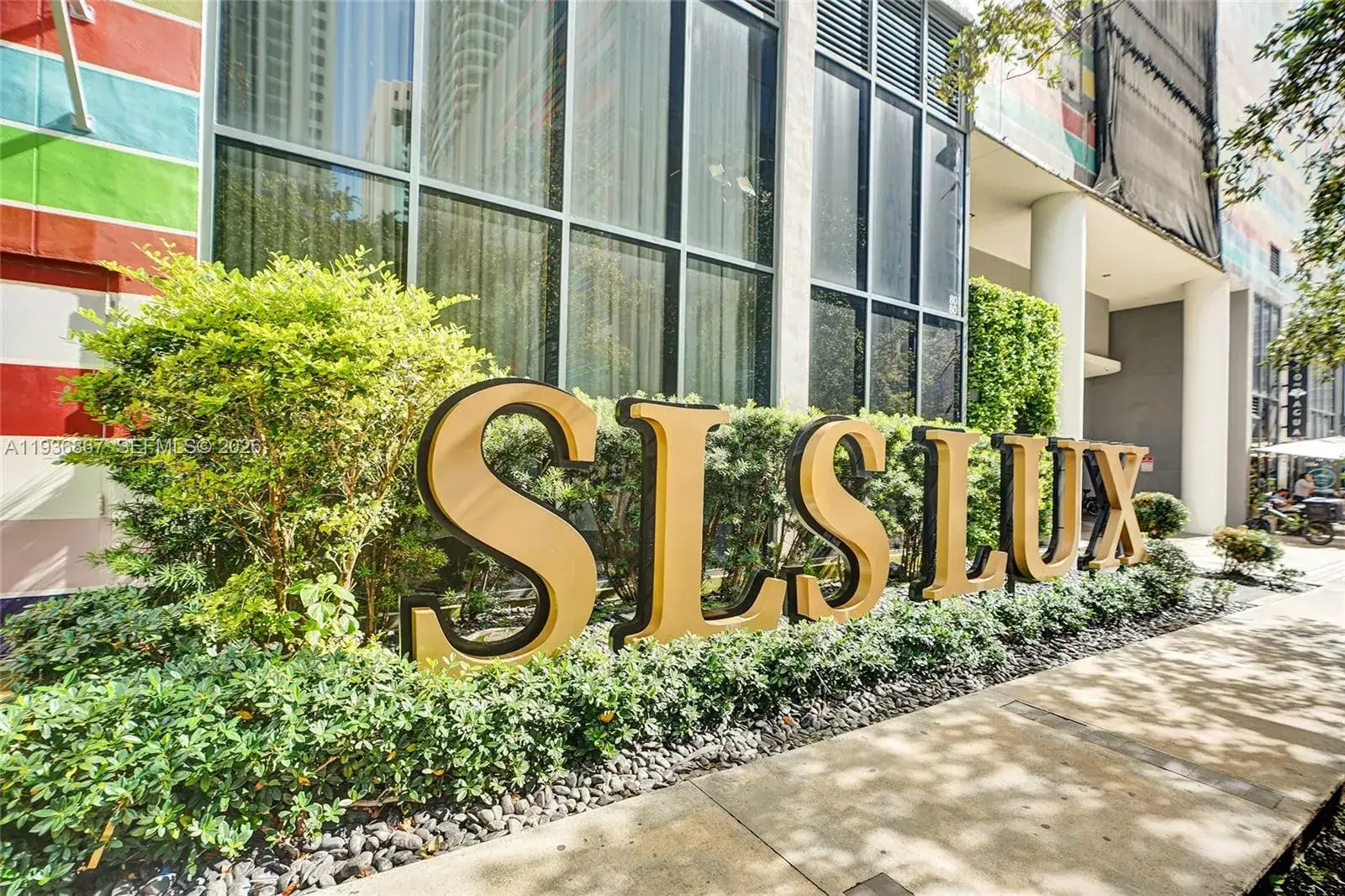 2 bedroom 2 bath Residential for sale at 801 S Miami Ave # 2405, Miami FL 33130