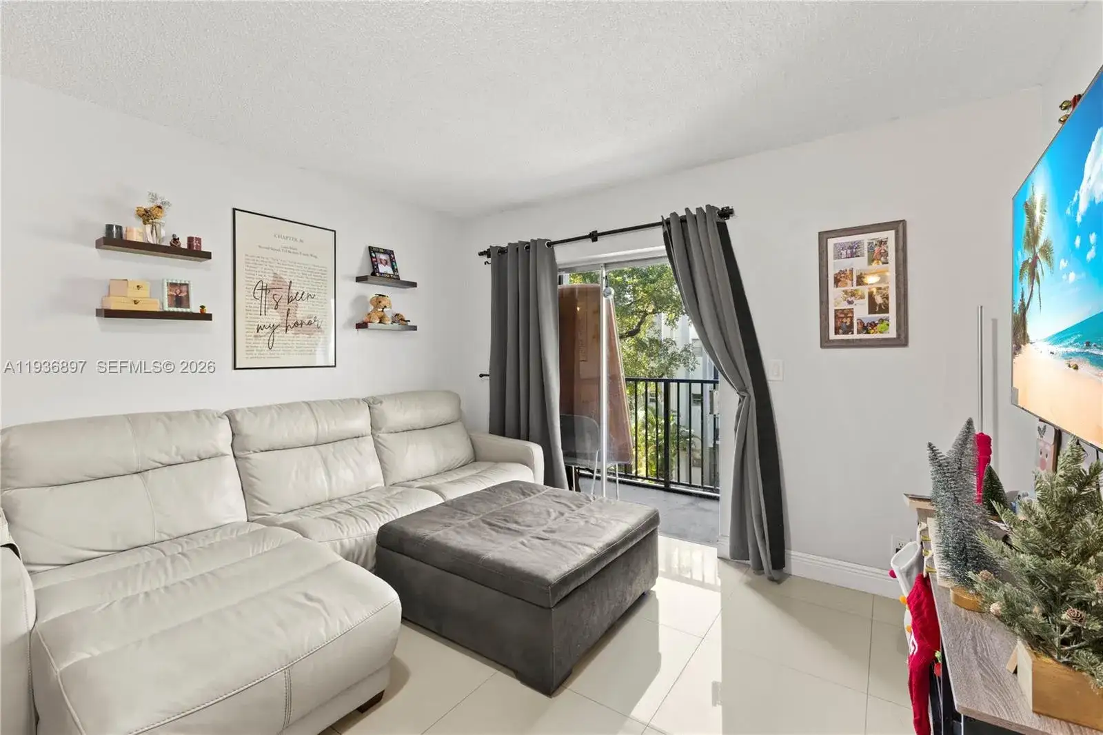 2 bedroom 1 bath Residential for sale at 7501 NW 16th St # 3303, Plantation FL 33313