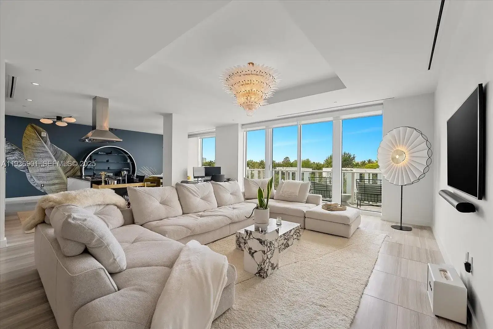 1 bedroom 1 bath Residential for sale at 4701 N Meridian Ave # 316, Miami Beach FL 33140