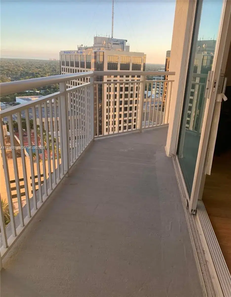 1 bedroom 1 bath Residential for sale at 9066 SW 73rd Ct # 1903, Miami FL 33156