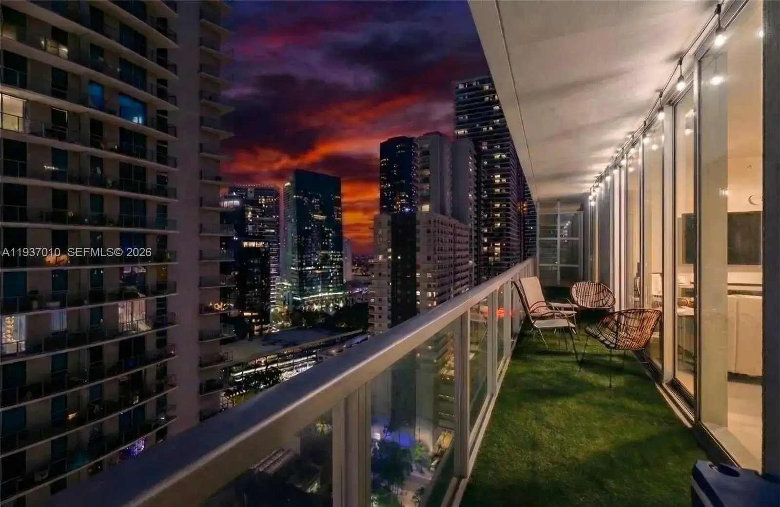 2 bedroom 2 bath Residential for sale at 1111 SW 1st Ave, Miami FL 33130