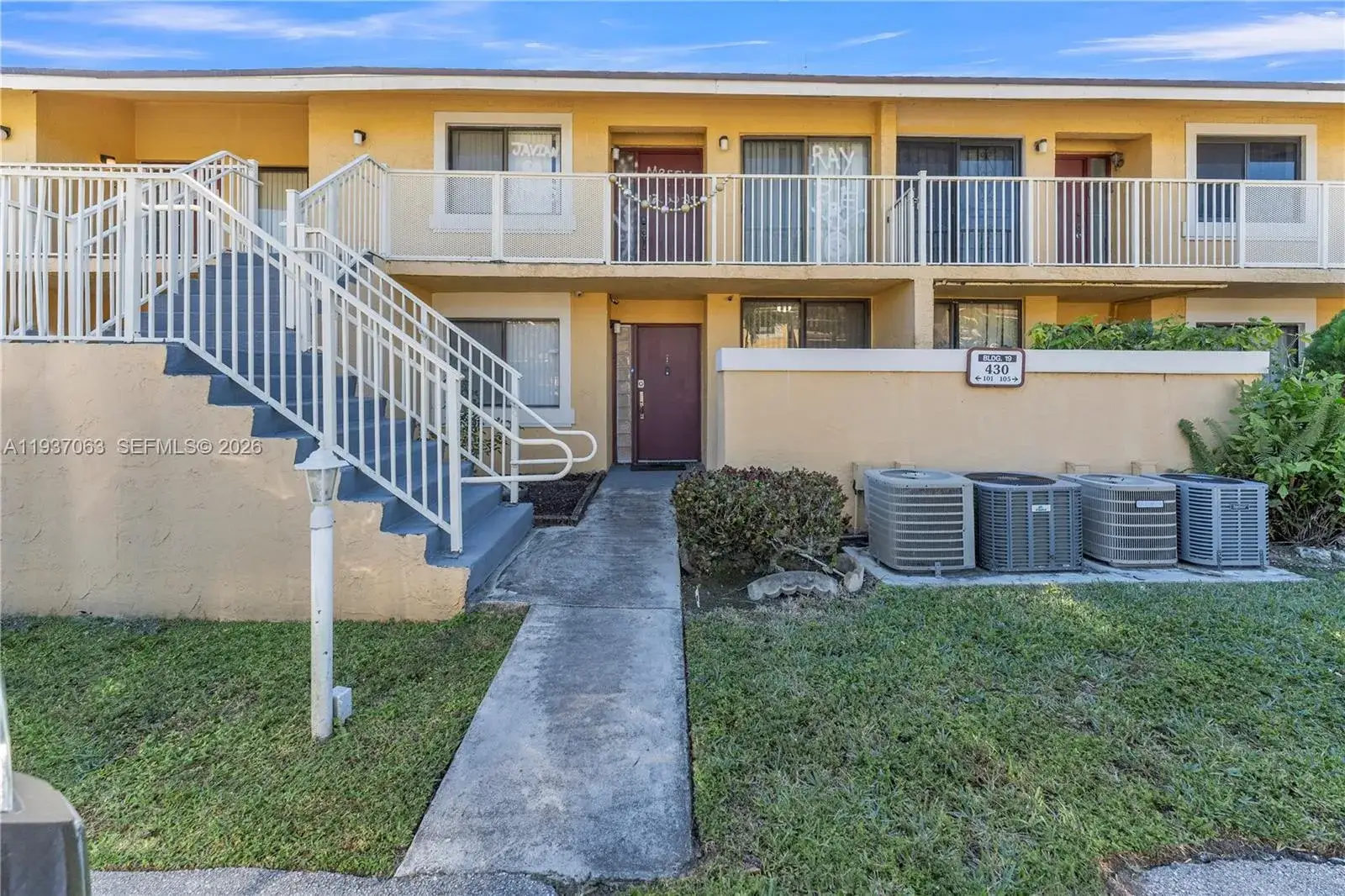 2 bedroom 2 bath Residential for sale at 430 NW 214th St # 103, Miami Gardens FL 33169