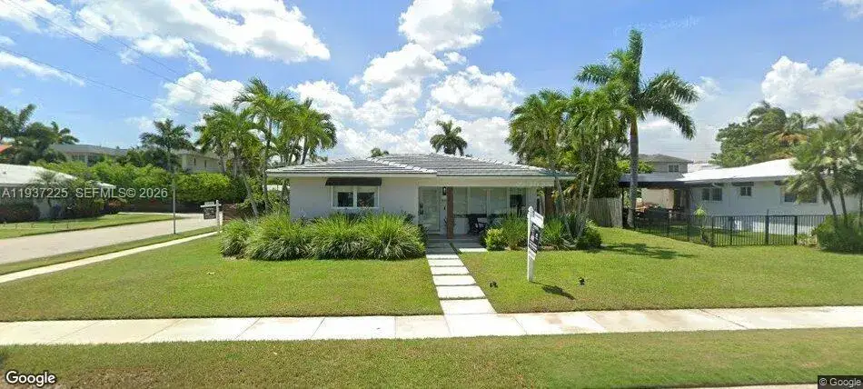 3 bedroom 2 bath Residential Lease for rent at 800 Polk St, Hollywood FL 33019