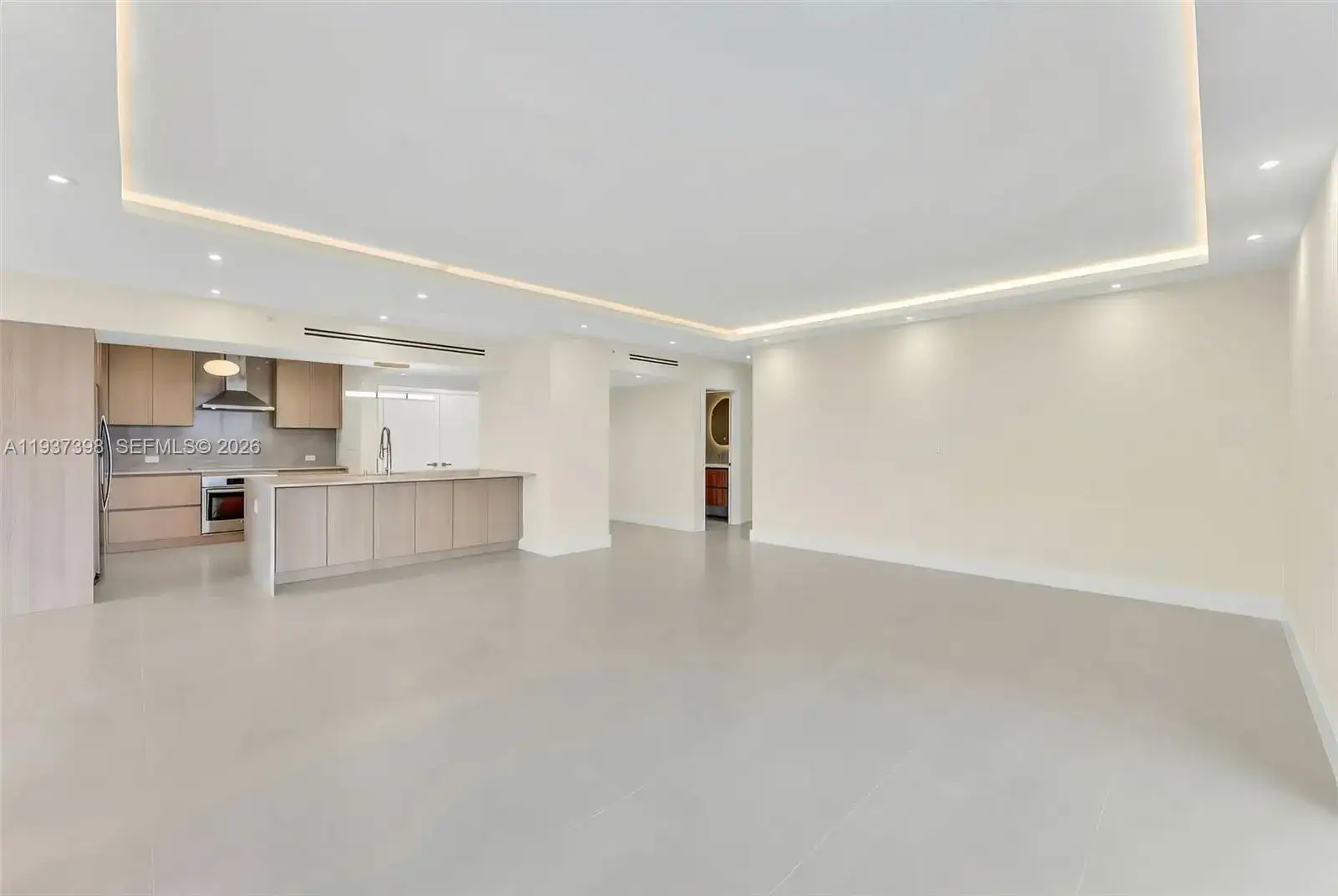 2 bedroom 2 bath Residential for sale at 19355 Turnberry Way # 4K, Aventura FL 33180