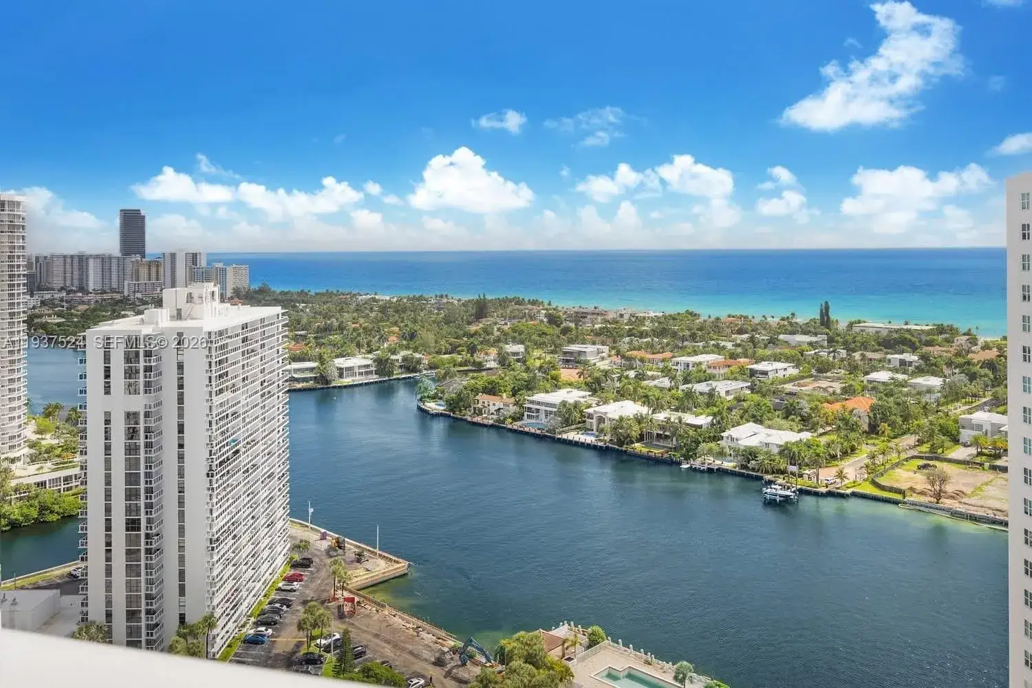 2 bedroom 2 bath Residential for sale at 20281 E Country Club Dr # 604, Aventura FL 33180