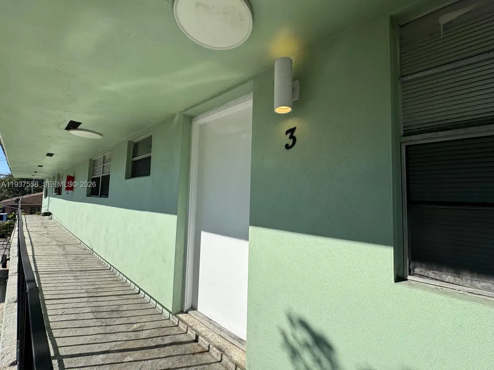 2 bedroom 1 bath Residential Lease for rent at 201 NW 77th St # 3, Miami FL 33150