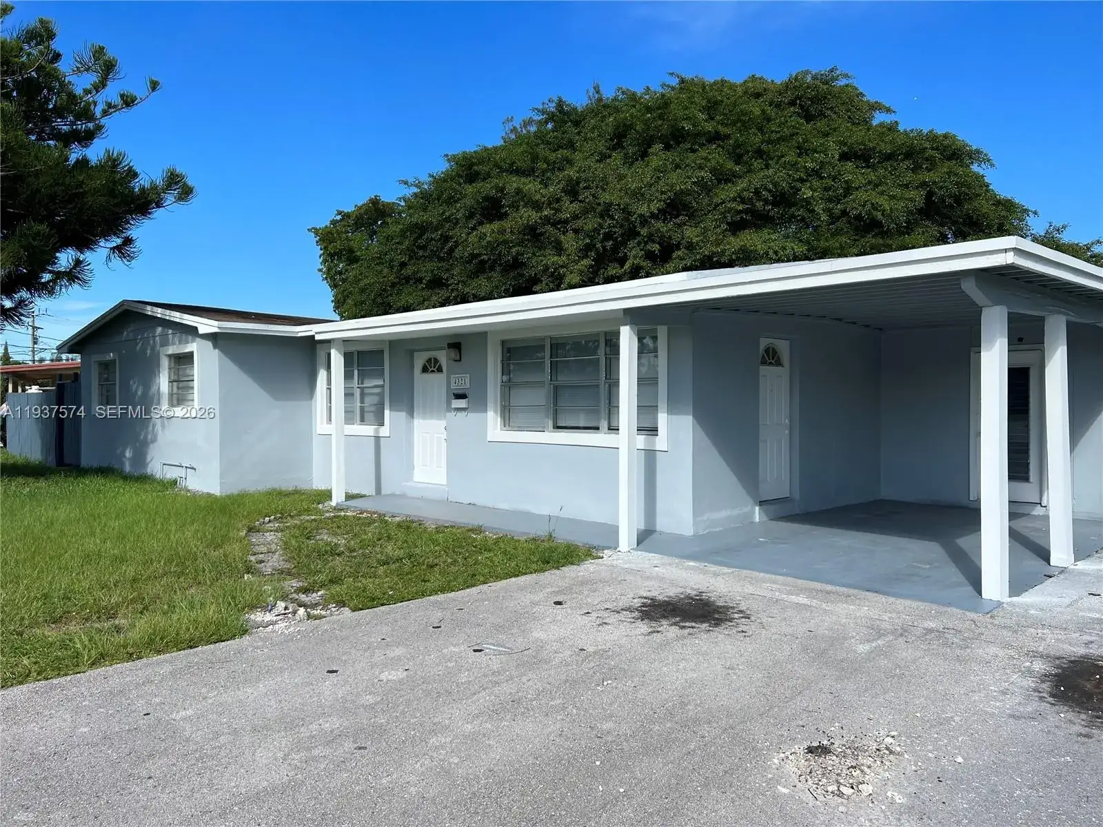 3 bedroom 2 bath Residential for sale at 4321 NW 12th Ter, Oakland Park FL 33309