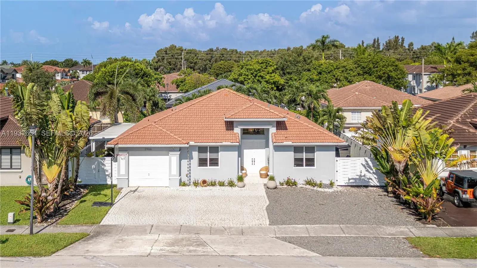 3 bedroom 3 bath Residential for sale at 2966 SW 145th Ave, Miami FL 33175