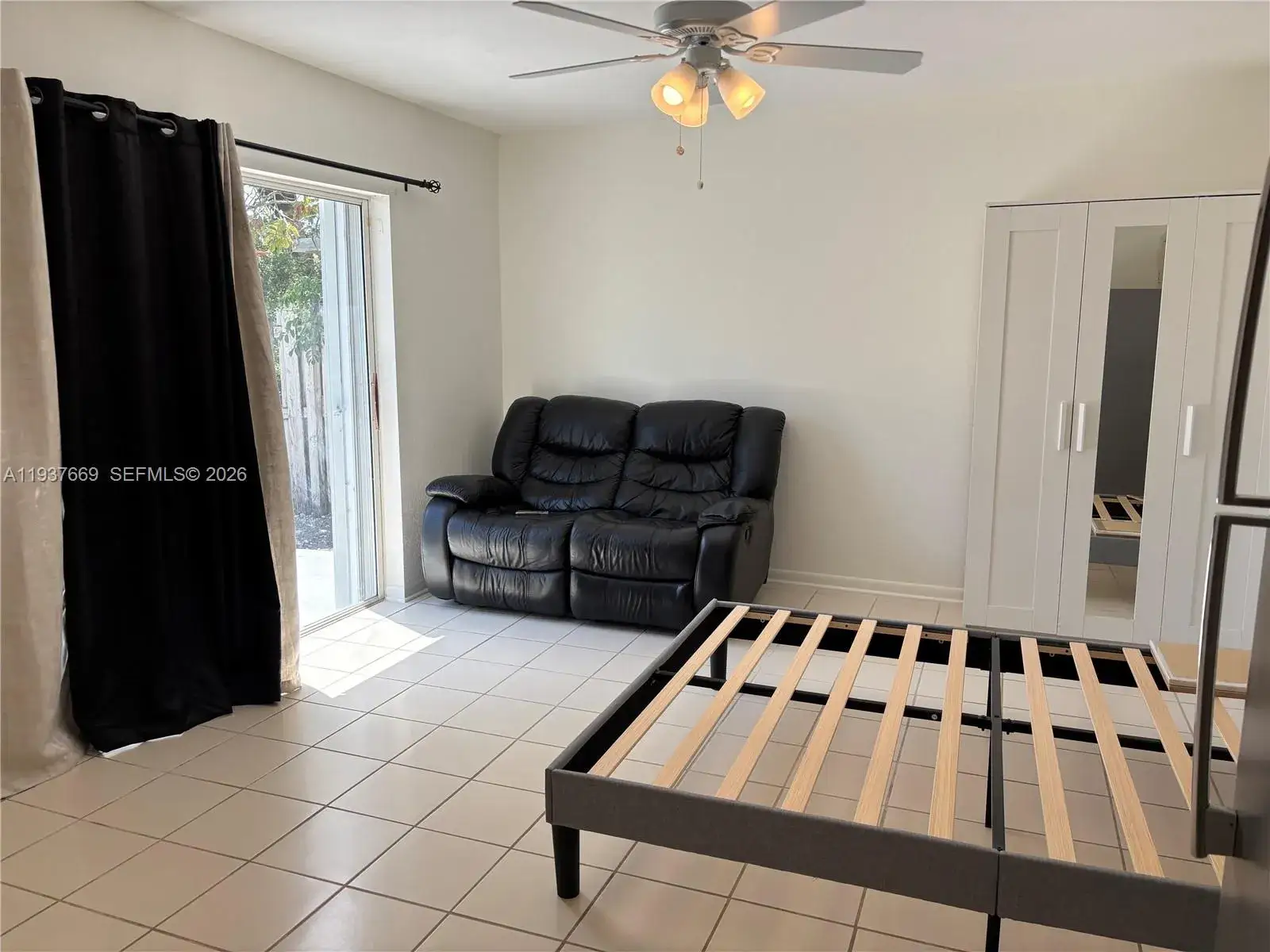 1 bedroom 1 bath Residential Lease for rent at 9878 SW 223rd Ter, Cutler Bay FL 33190