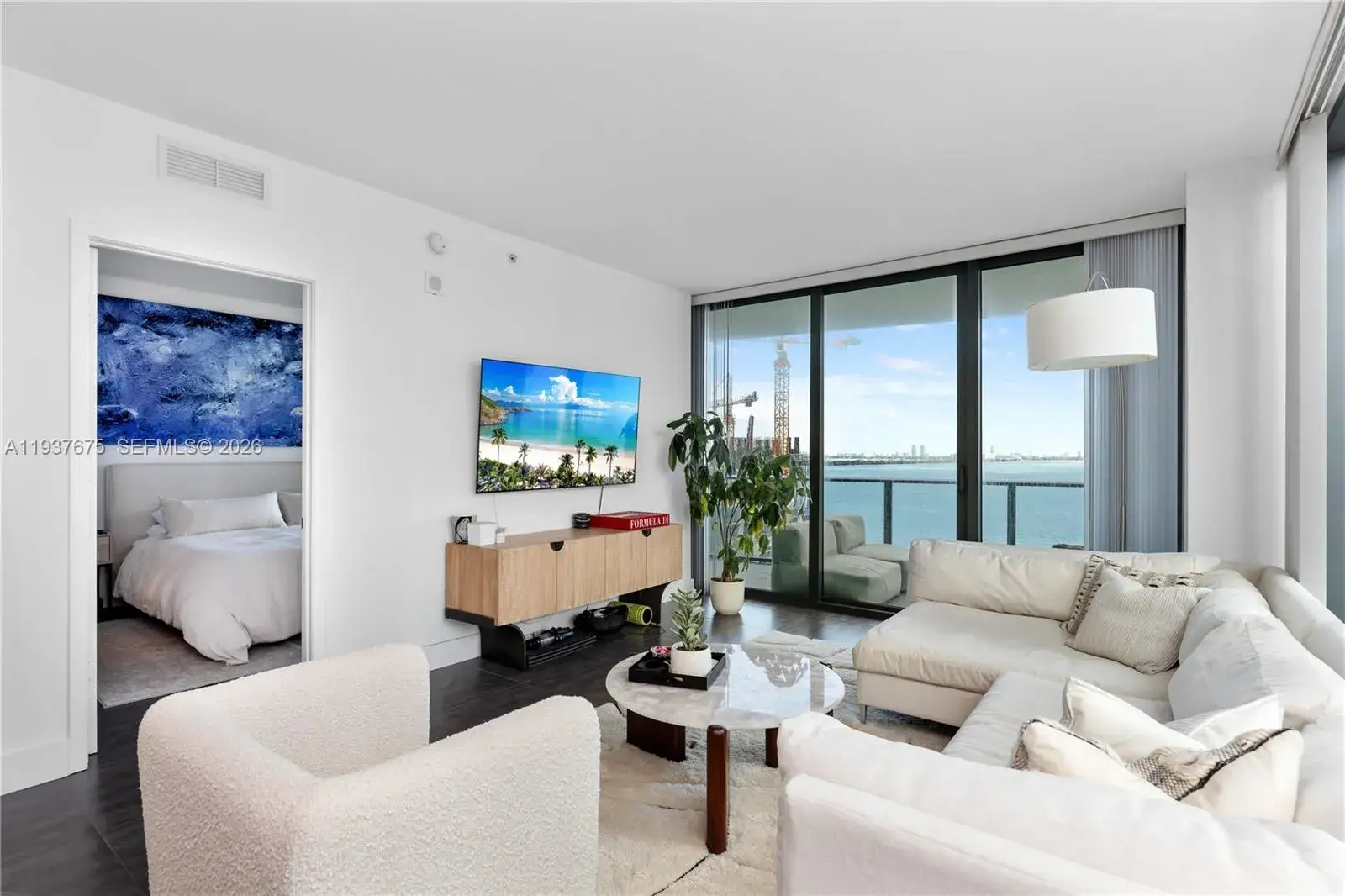 3 bedroom 2 bath Residential for sale at 460 NE 28th St # 808, Miami FL 33137