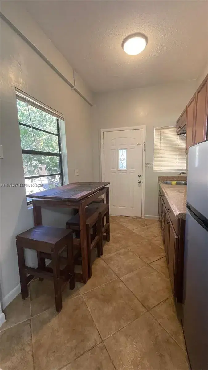 1866 9th Pl # 2, Vero Beach FL 32960